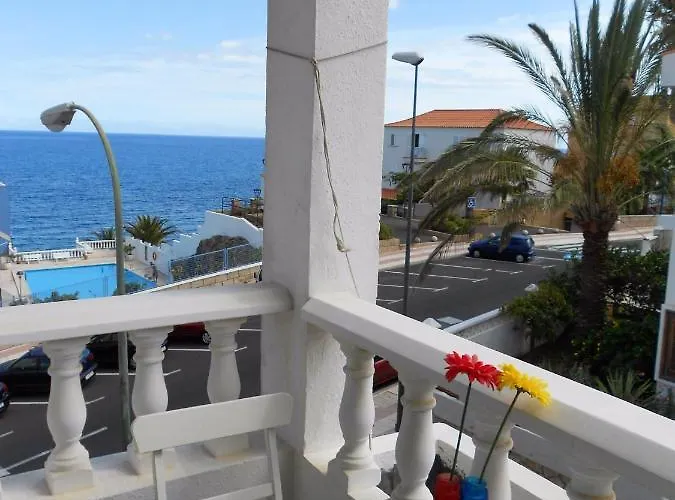 Cozy House In Candelaria, Sea View * Канделария