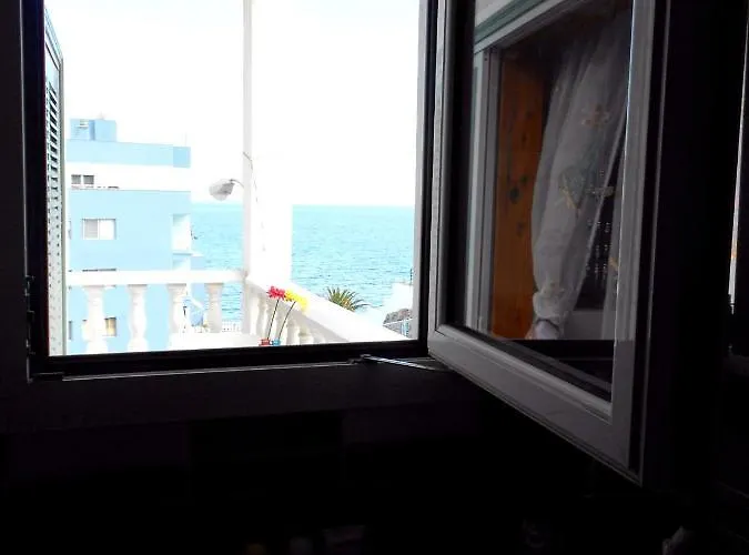Cozy House In Candelaria, Sea View Tatil Evi